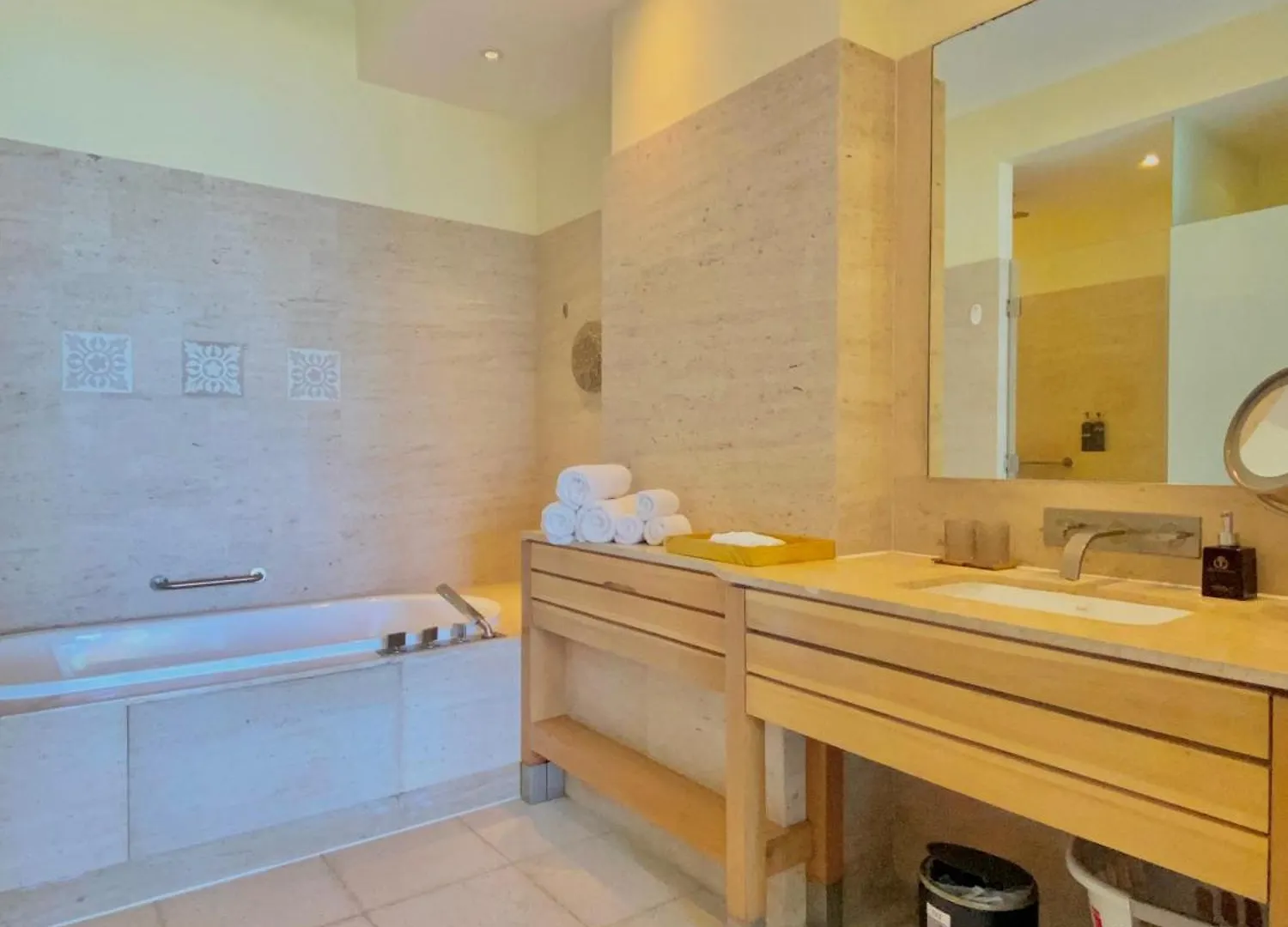 Luxury Apartments 2 Bedrooms In Resort - Free Access Pools Restaurants