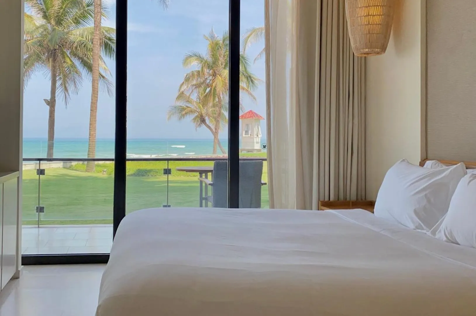 Luxury Apartments 2 Bedrooms In Resort - Free Access Pools Restaurants Vietnam