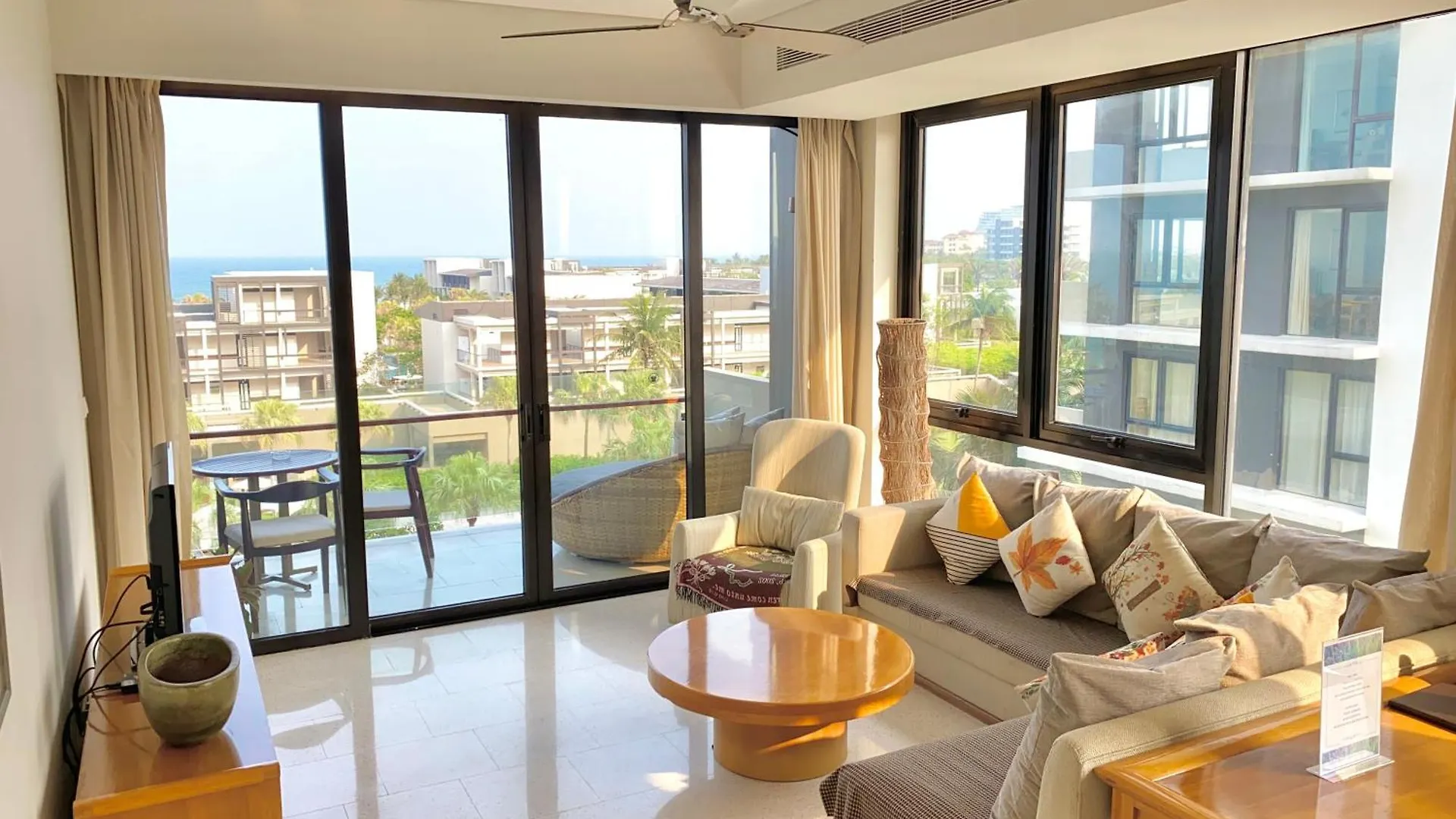 Luxury Apartments 2 Bedrooms In Resort - Free Access Pools Restaurants