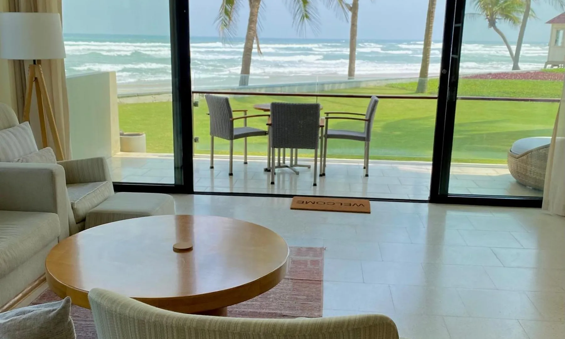 Luxury Apartments 2 Bedrooms In Resort - Free Access Pools Restaurants Vietnam