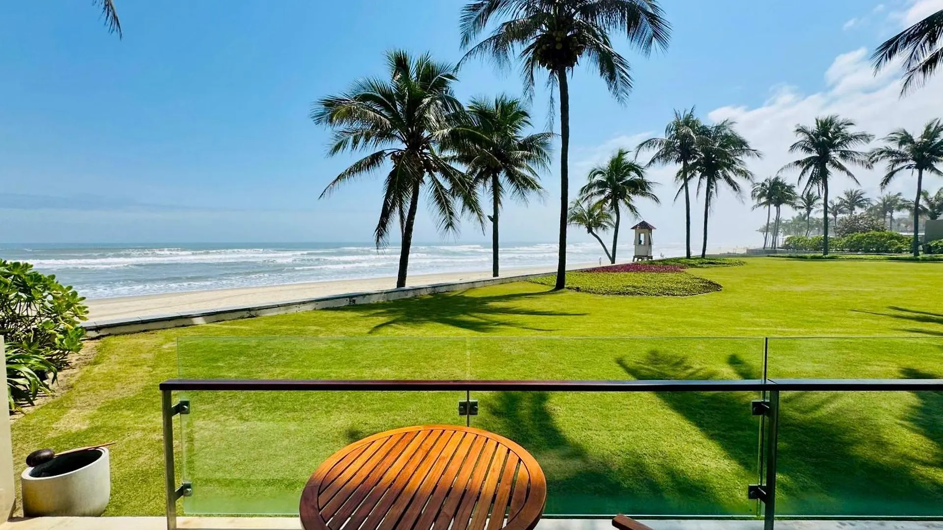 Luxury Apartments 2 Bedrooms In Resort - Free Access Pools Restaurants  Da Nang