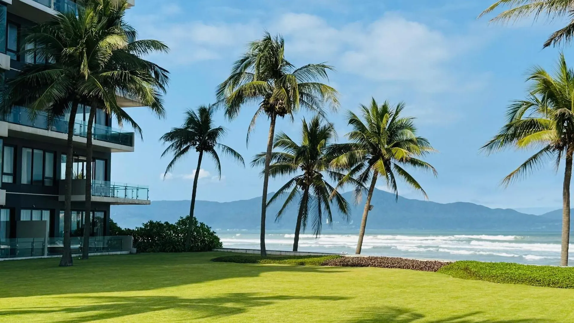 Luxury Apartments 2 Bedrooms In Resort - Free Access Pools Restaurants Da Nang