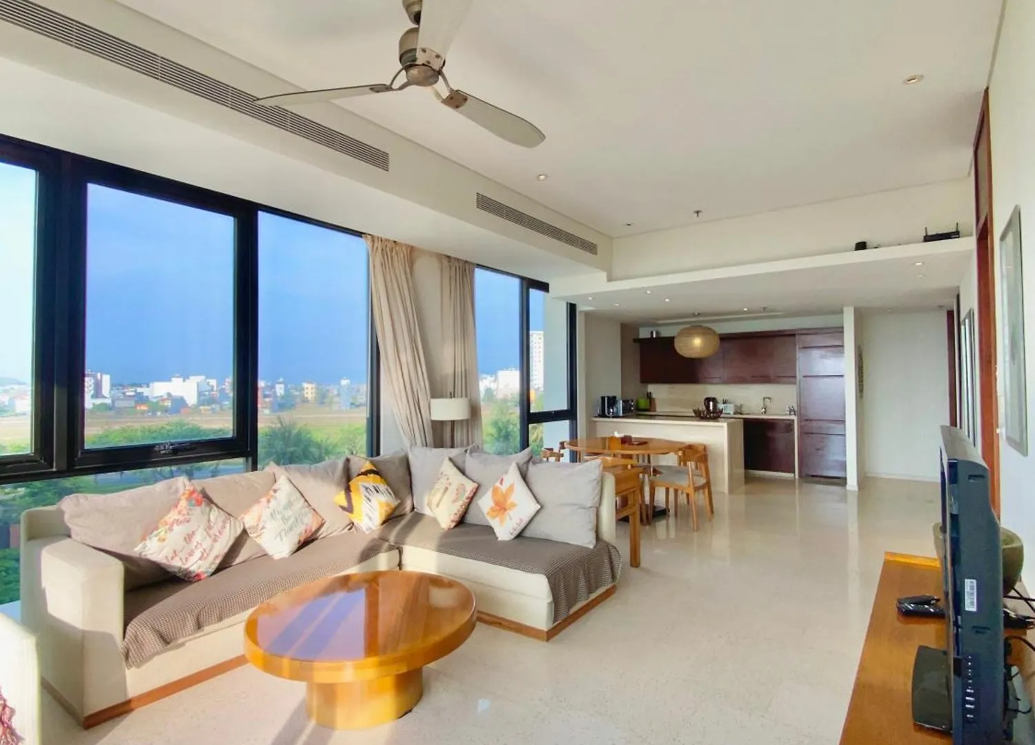 Luxury Apartments 2 Bedrooms In Resort - Free Access Pools Restaurants  Da Nang