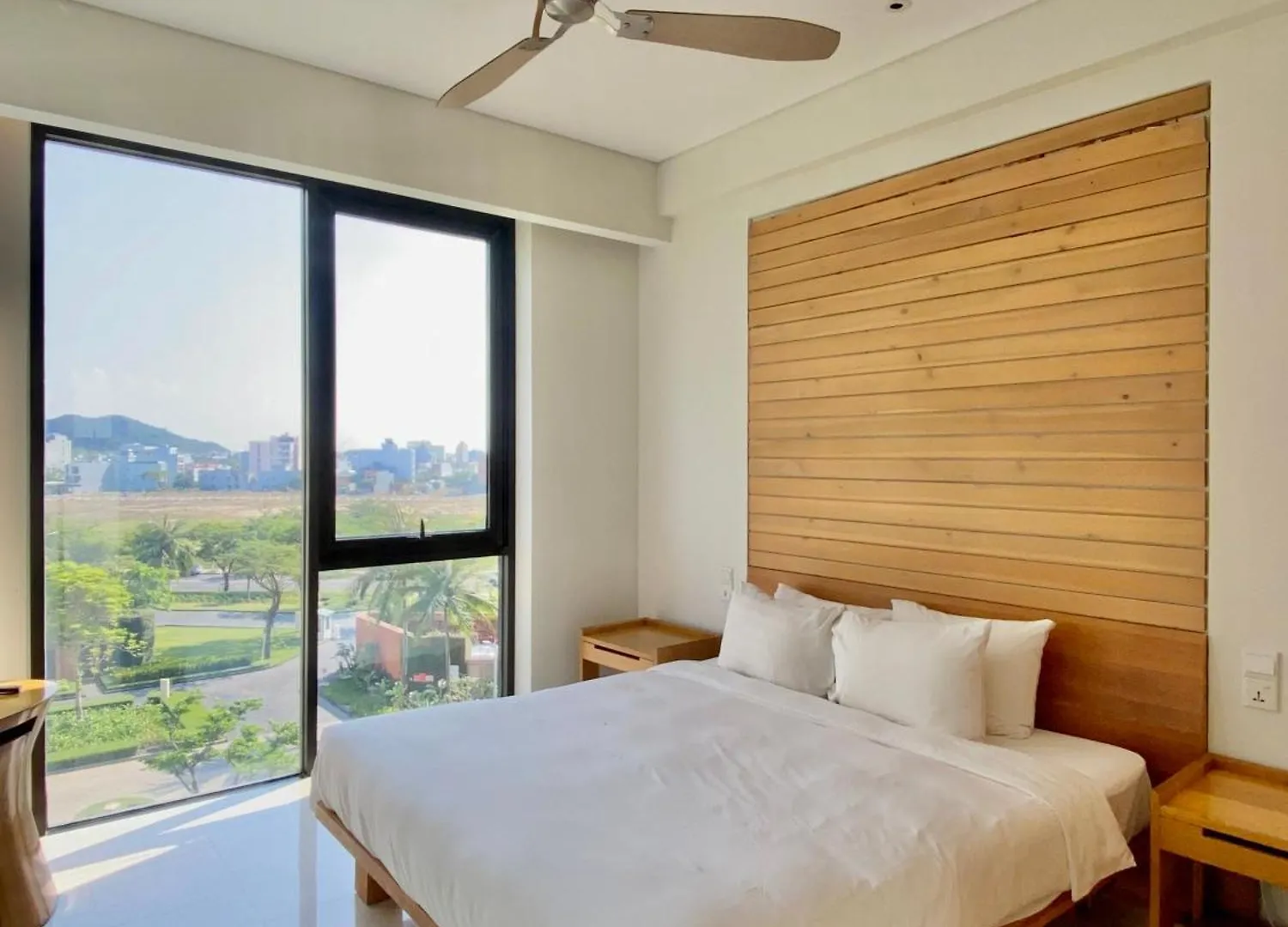 Luxury Apartments 2 Bedrooms In Resort - Free Access Pools Restaurants 0*, Da Nang